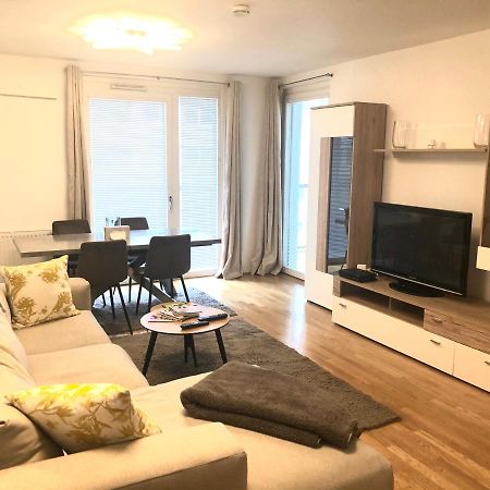 Amazing Austria Center Apartment Near Uno City 비엔나 외부 사진