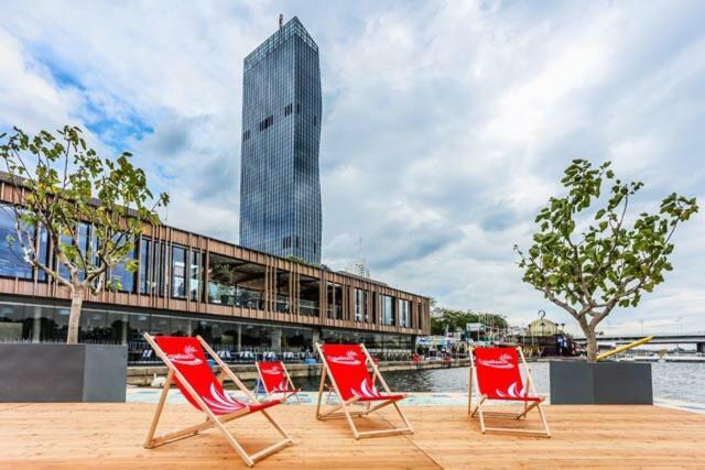 Amazing Austria Center Apartment Near Uno City 비엔나 외부 사진