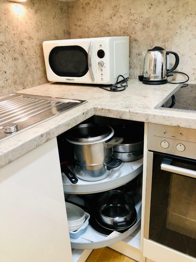Amazing Austria Center Apartment Near Uno City 비엔나 외부 사진
